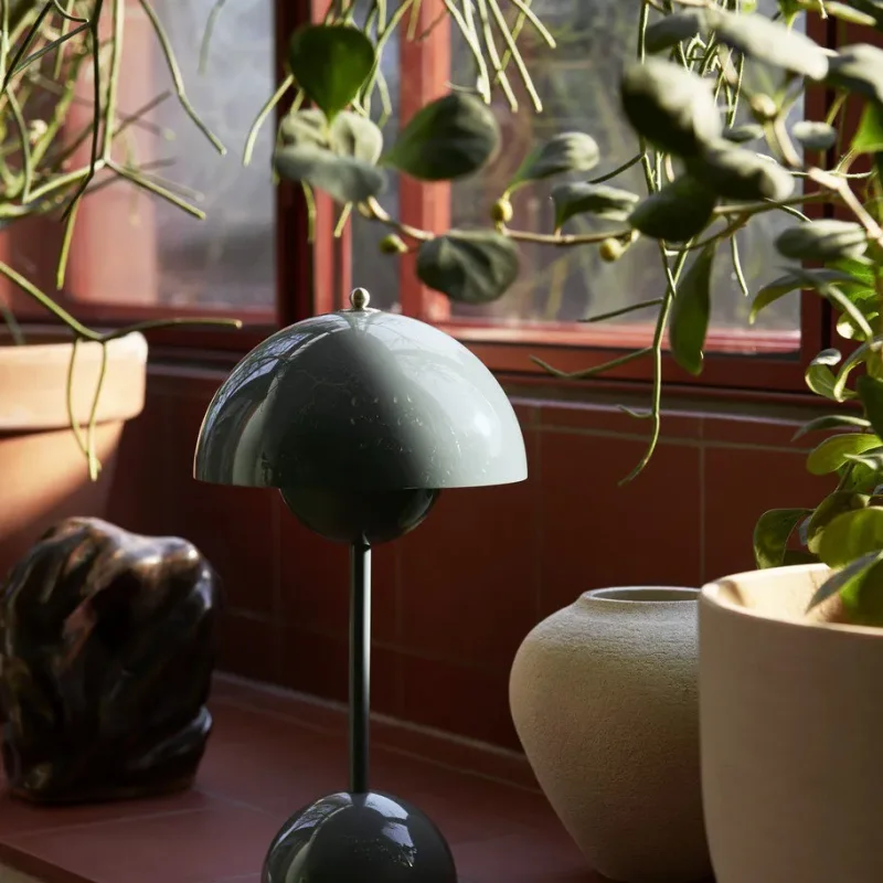 Flowerpot VP9 Portable