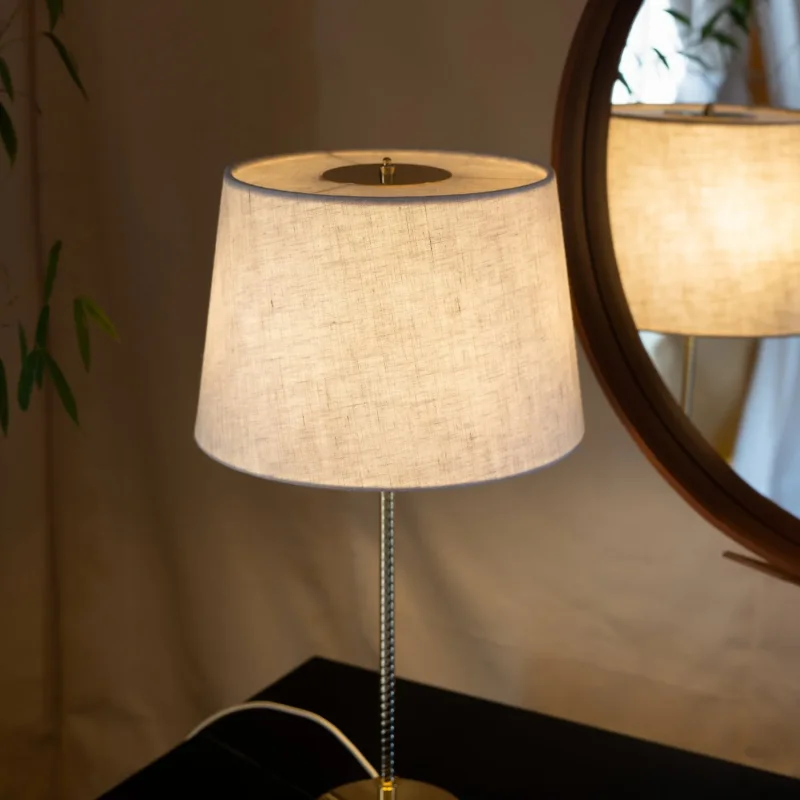 9205 table - Gubi.dk w Mesmetric