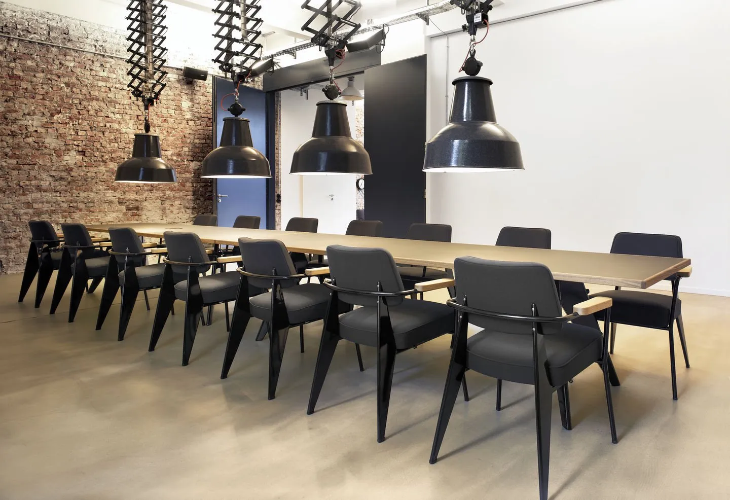 EM HPL - Vitra w Mesmetric