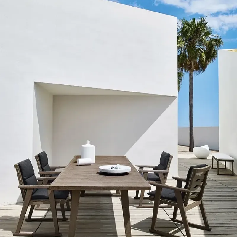 Gio Outdoor – B&B Italia Outdoor at Mesmetric