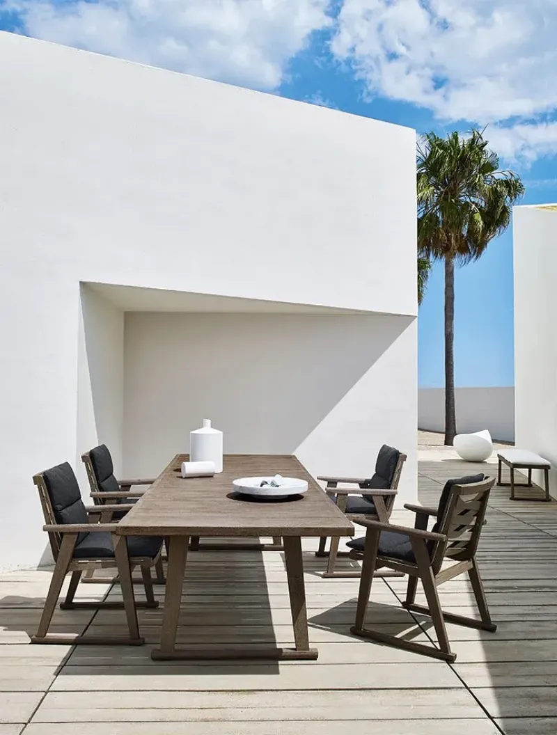Gio Outdoor – B&B Italia Outdoor at Mesmetric