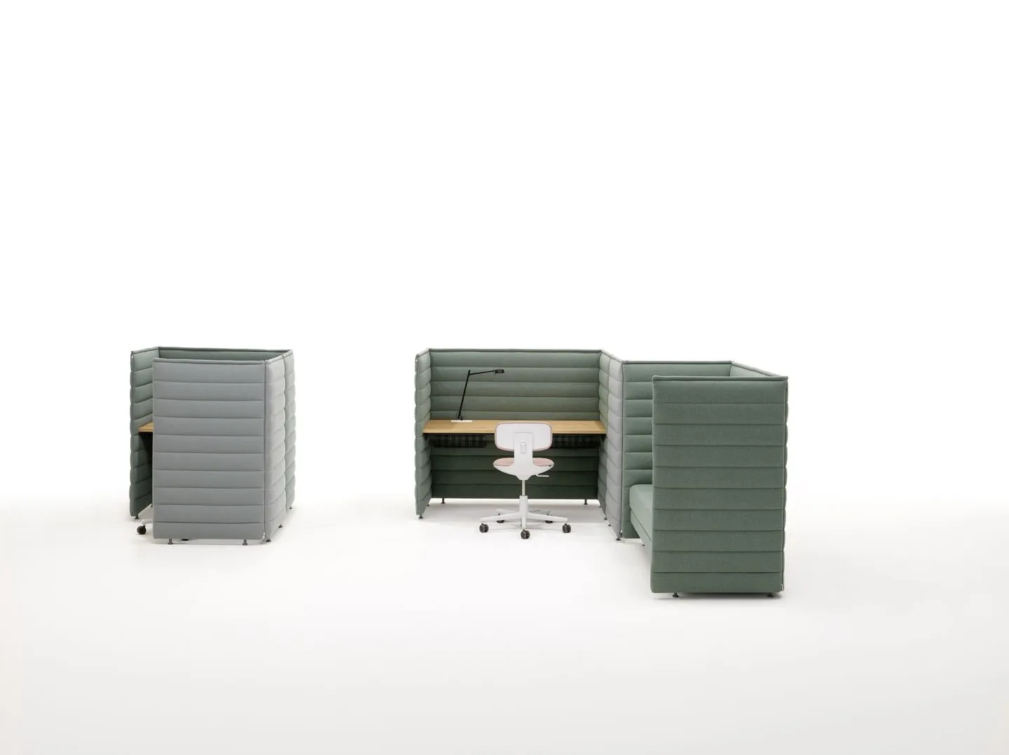 Alcove Plus Desk - Vitra w Mesmetric