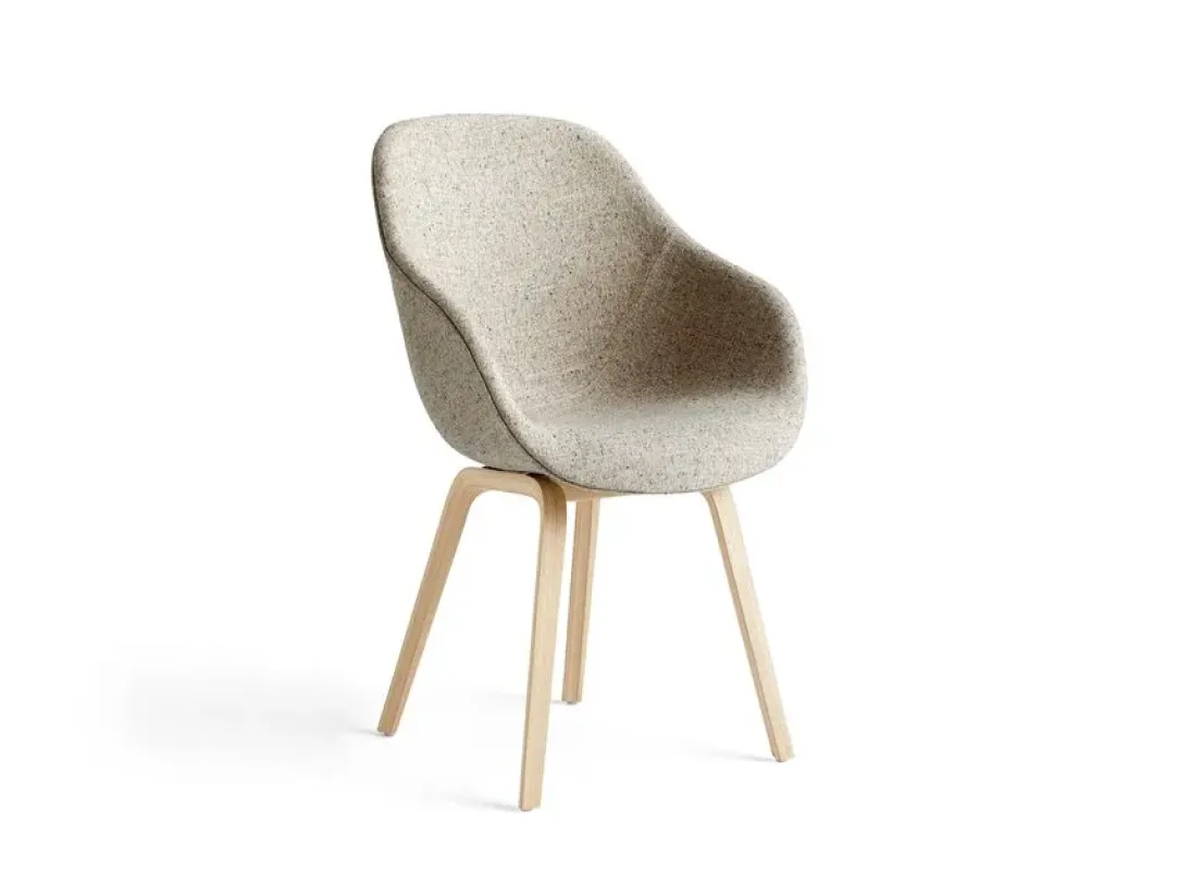 About A Chair AAC 123 – Hay at Mesmetric