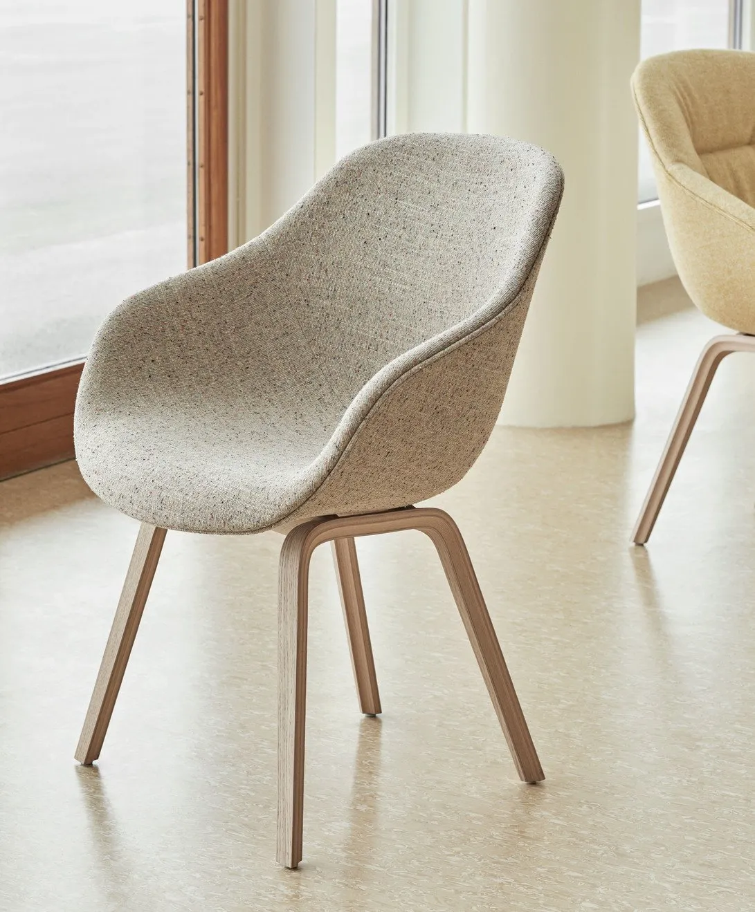 About A Chair AAC 123 – Hay at Mesmetric