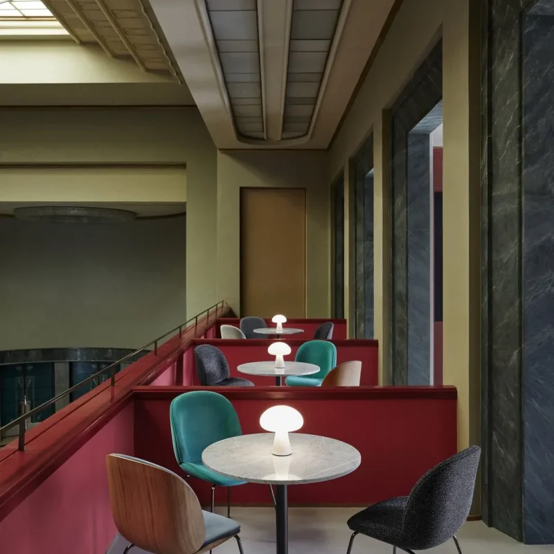 Gubi 1.0 dining table round