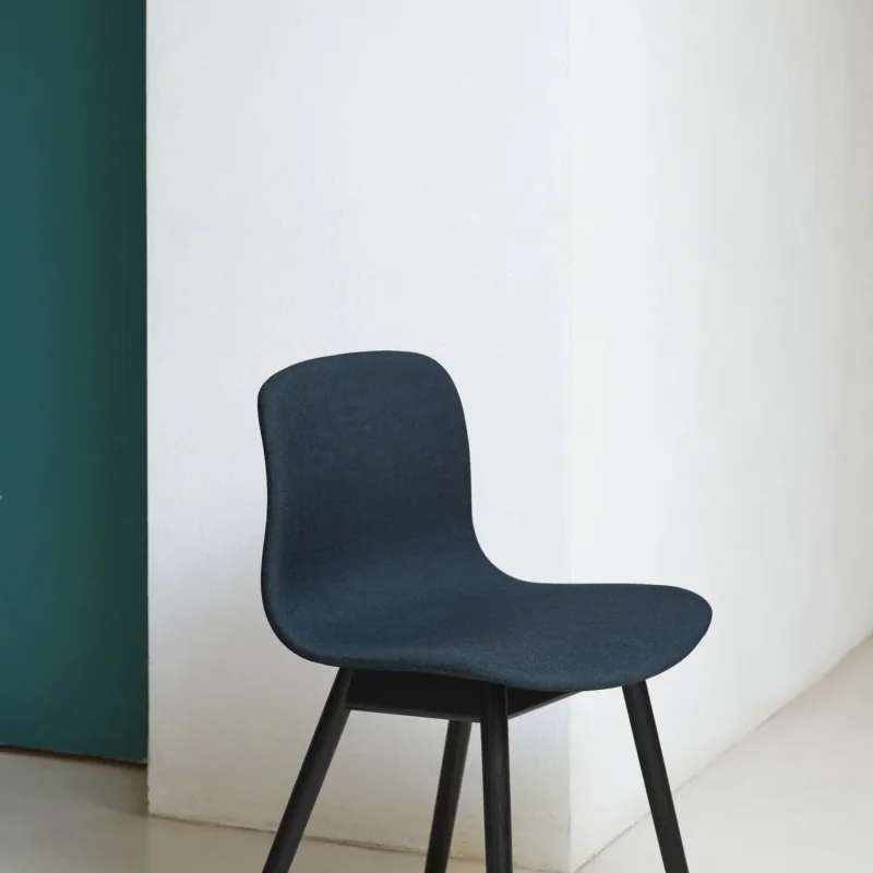 About A Chair AAC 13 – Hay at Mesmetric