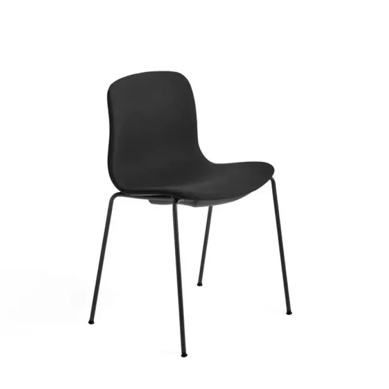 About A Chair AAC 17 – Hay at Mesmetric