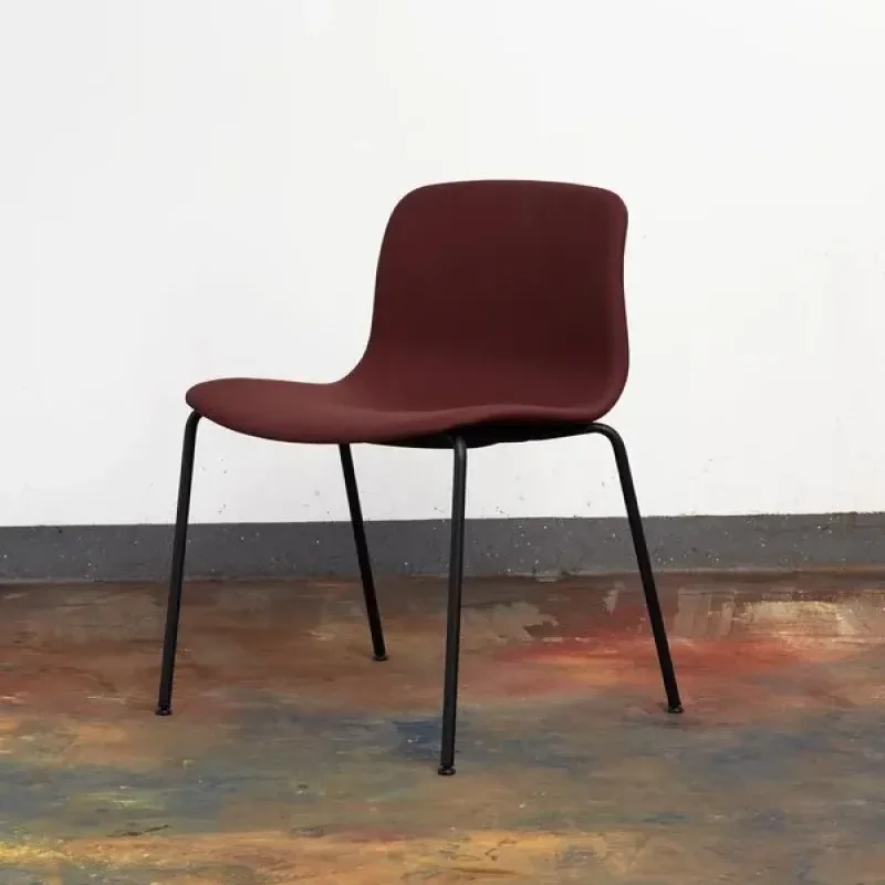 About A Chair AAC 17 – Hay at Mesmetric