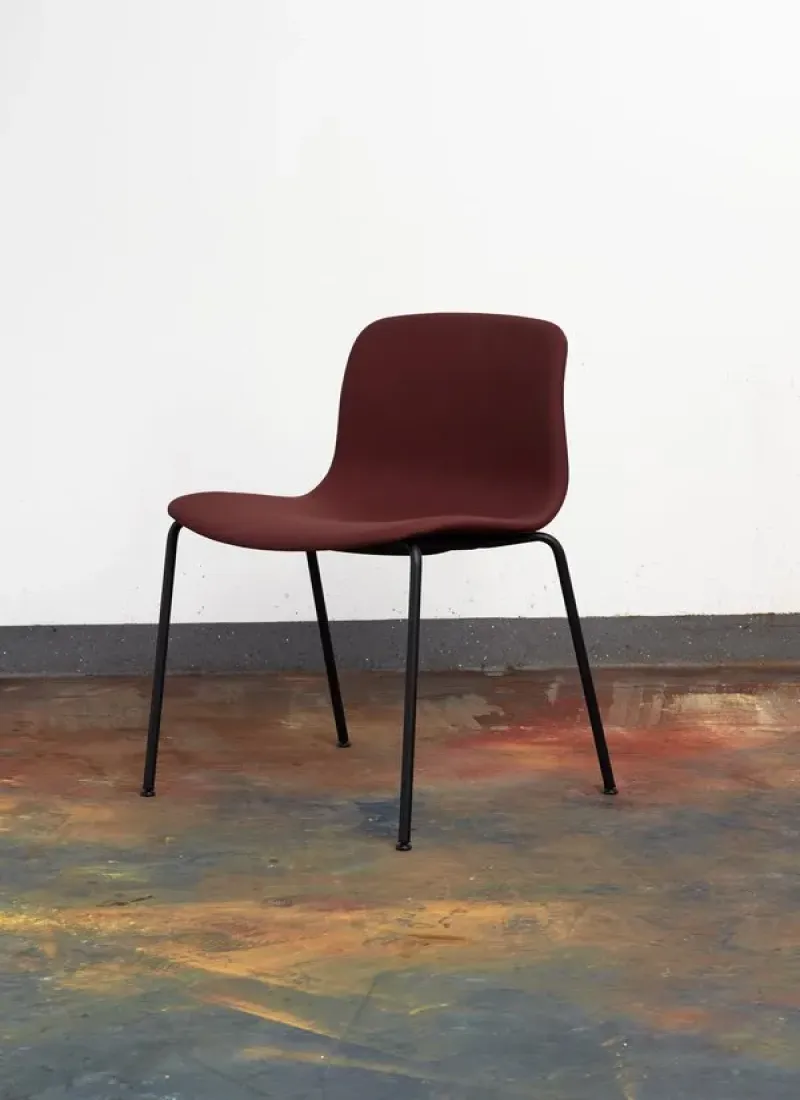 About A Chair AAC 17 – Hay at Mesmetric