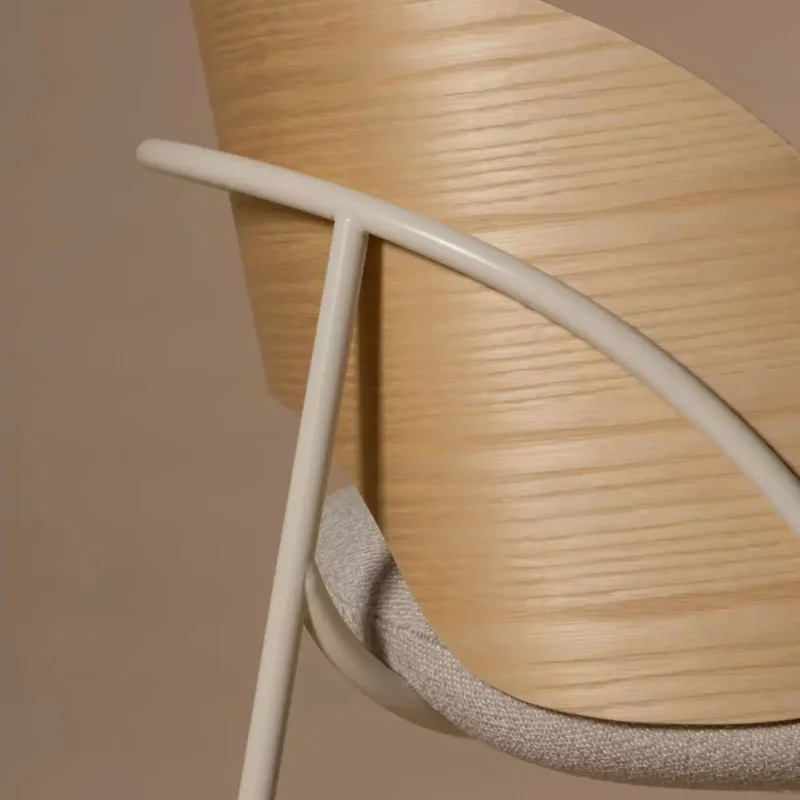 Hagu - Gebrüder Thonet Vienna w Mesmetric