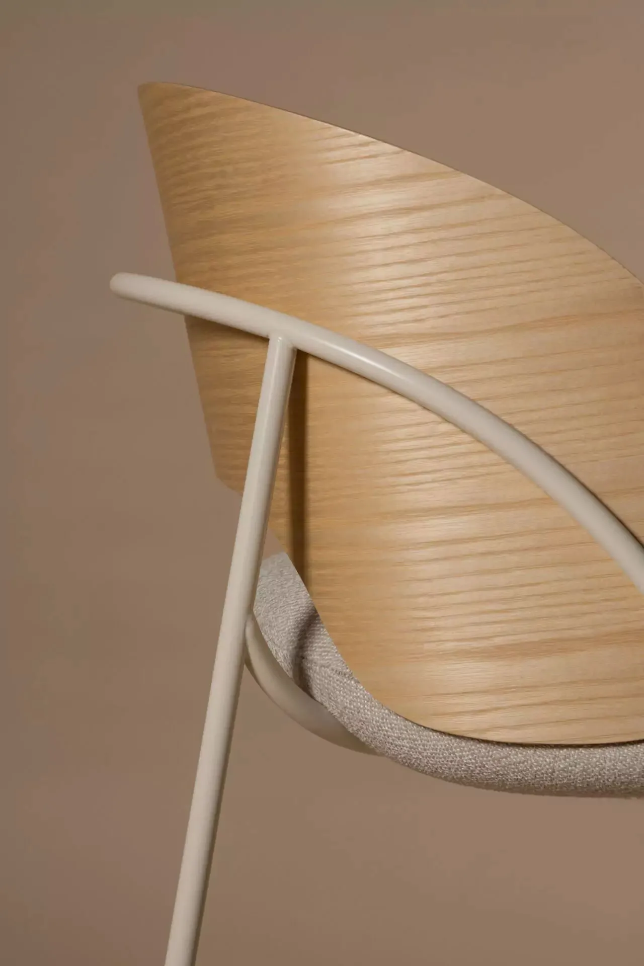 Hagu - Gebrüder Thonet Vienna w Mesmetric