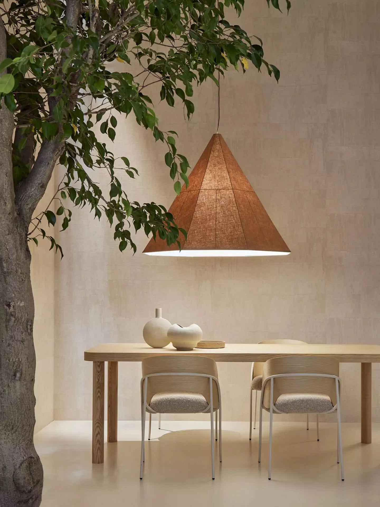 Hagu - Gebrüder Thonet Vienna w Mesmetric