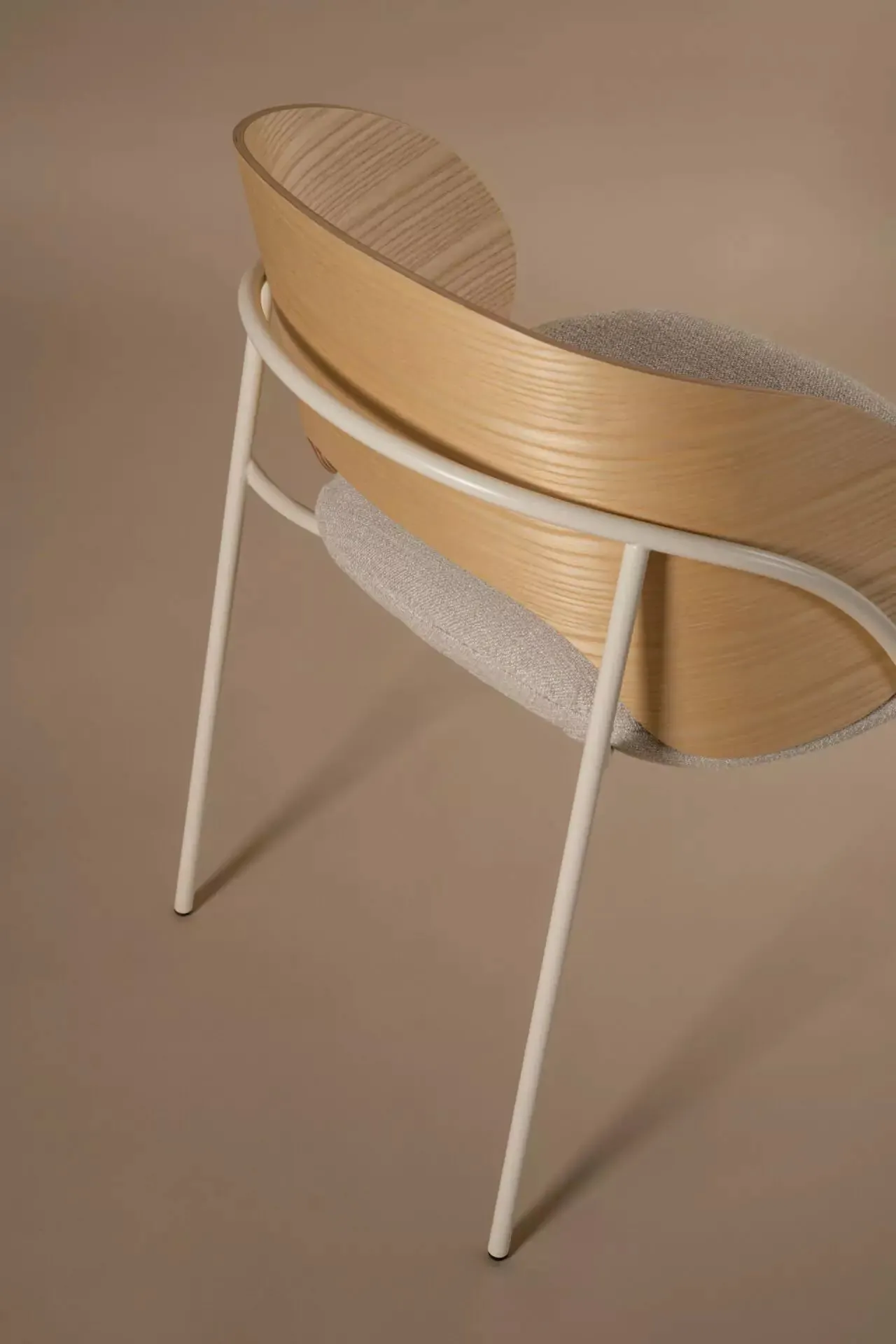 Hagu - Gebrüder Thonet Vienna w Mesmetric