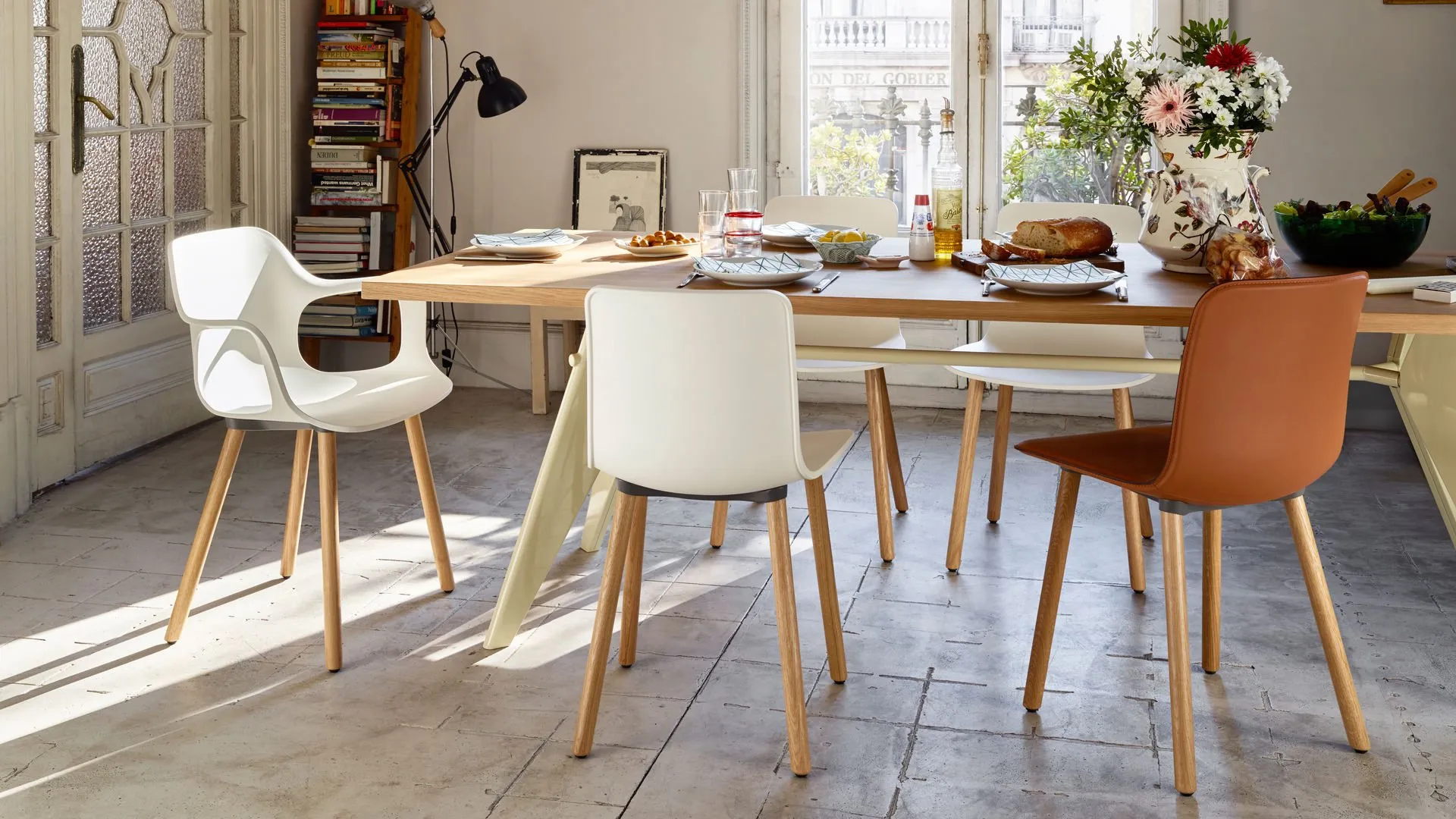 EM Oiled – Vitra at Mesmetric