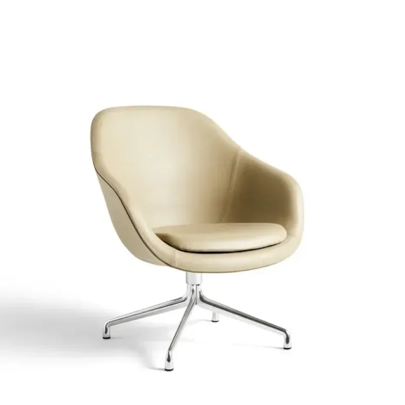 About A lounge AAL 81, 91 – Hay at Mesmetric