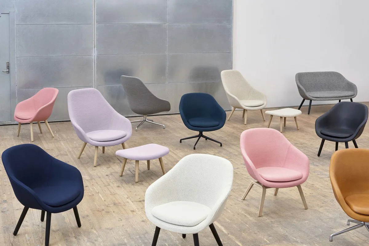 About A lounge AAL 81, 91 – Hay at Mesmetric
