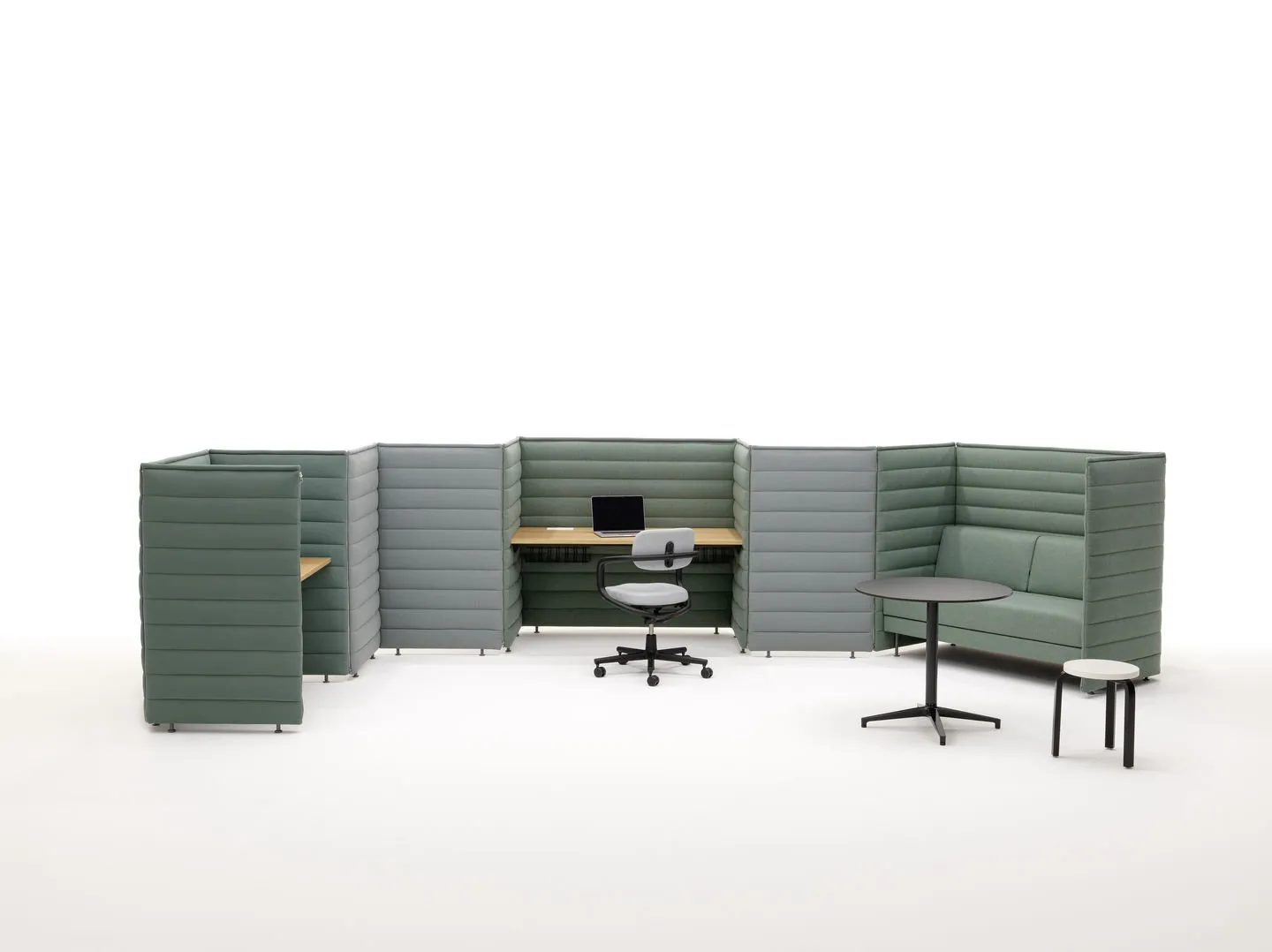 Alcove Plus Sofa – Vitra at Mesmetric