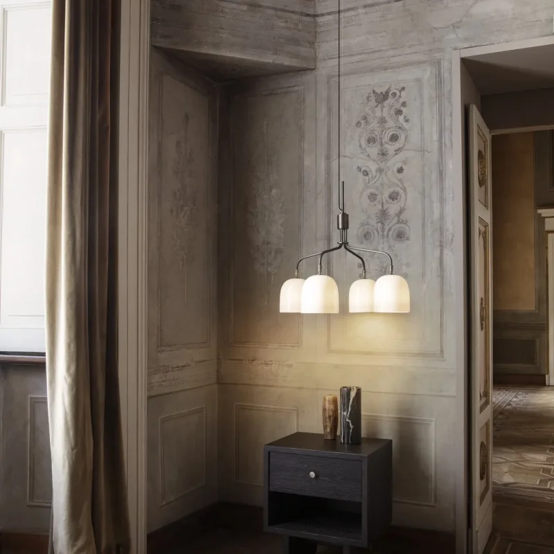 Howard chandelier - Gubi.dk w Mesmetric