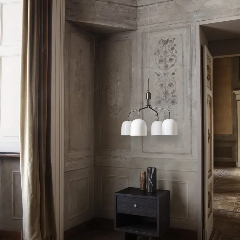Howard chandelier - Gubi.dk w Mesmetric