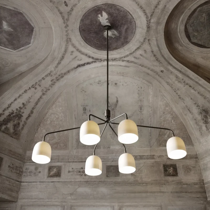 Howard chandelier - Gubi.dk w Mesmetric