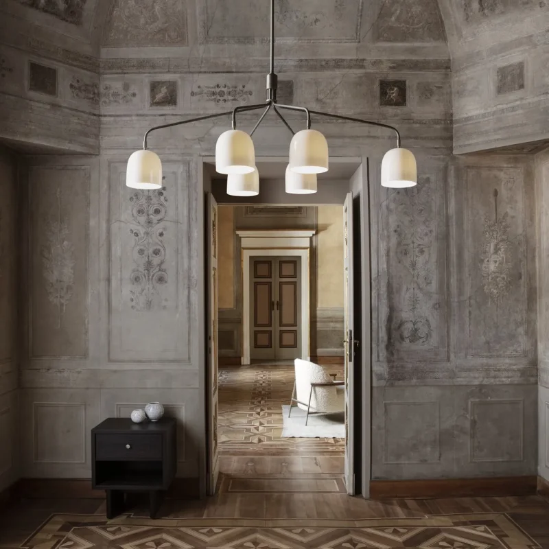 Howard chandelier - Gubi.dk w Mesmetric