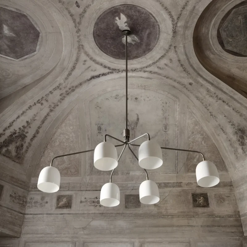 Howard chandelier - Gubi.dk w Mesmetric