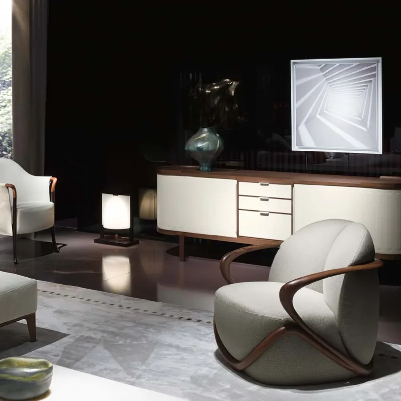 Hug – Giorgetti at Mesmetric