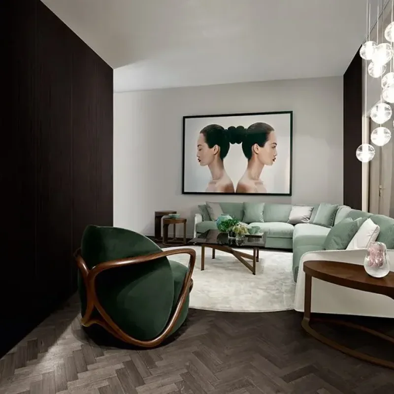 Hug – Giorgetti at Mesmetric
