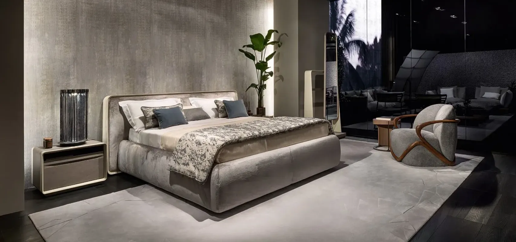 Hug – Giorgetti at Mesmetric