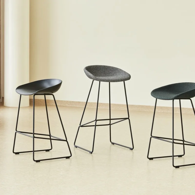 About A Stool AAS 38, 39 - Hay w Mesmetric