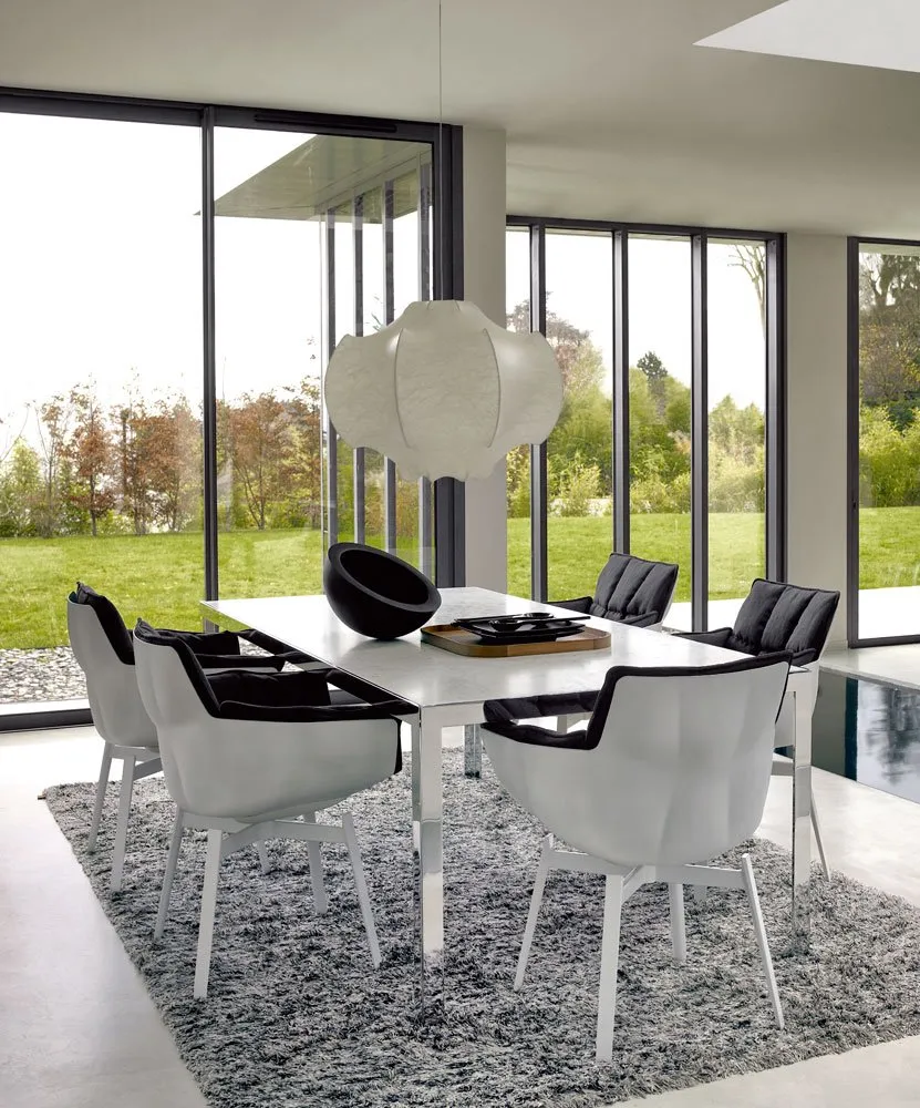Husk - B&B Italia w Mesmetric