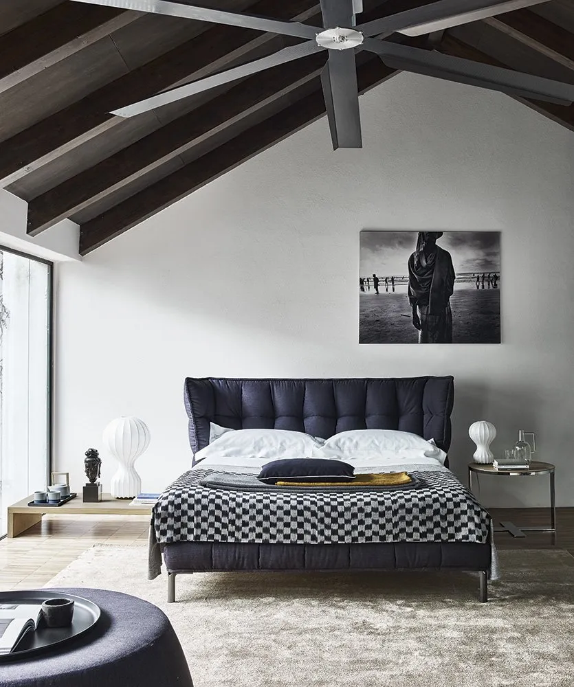 Husk – B&B Italia at Mesmetric