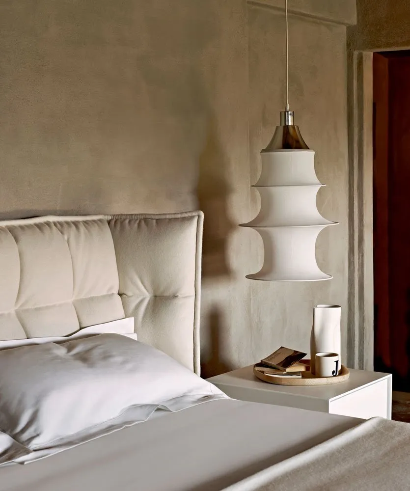 Husk – B&B Italia at Mesmetric