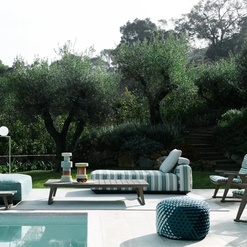 Hybrid Outdoor - B&B Italia Outdoor w Mesmetric