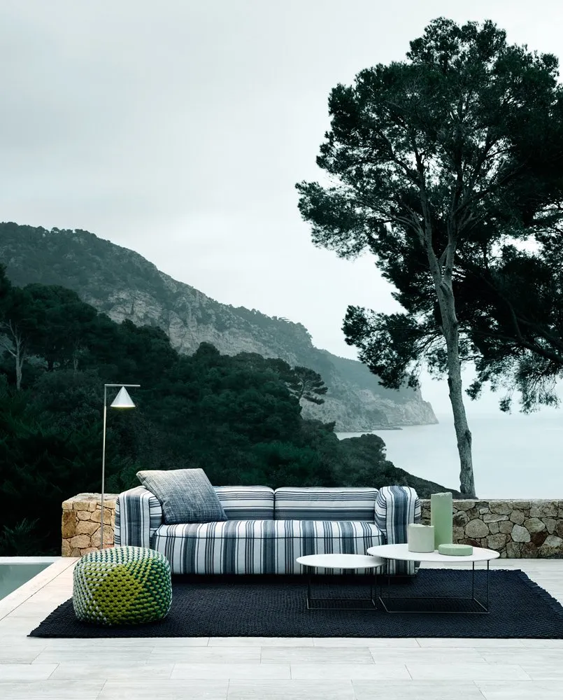 Hybrid Outdoor - B&B Italia Outdoor w Mesmetric