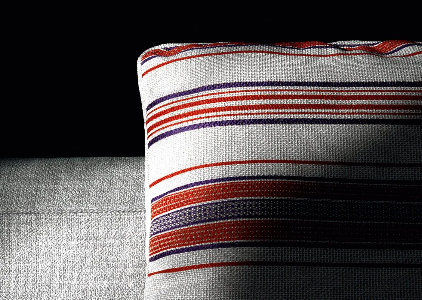 Hybrid Outdoor - B&B Italia Outdoor w Mesmetric