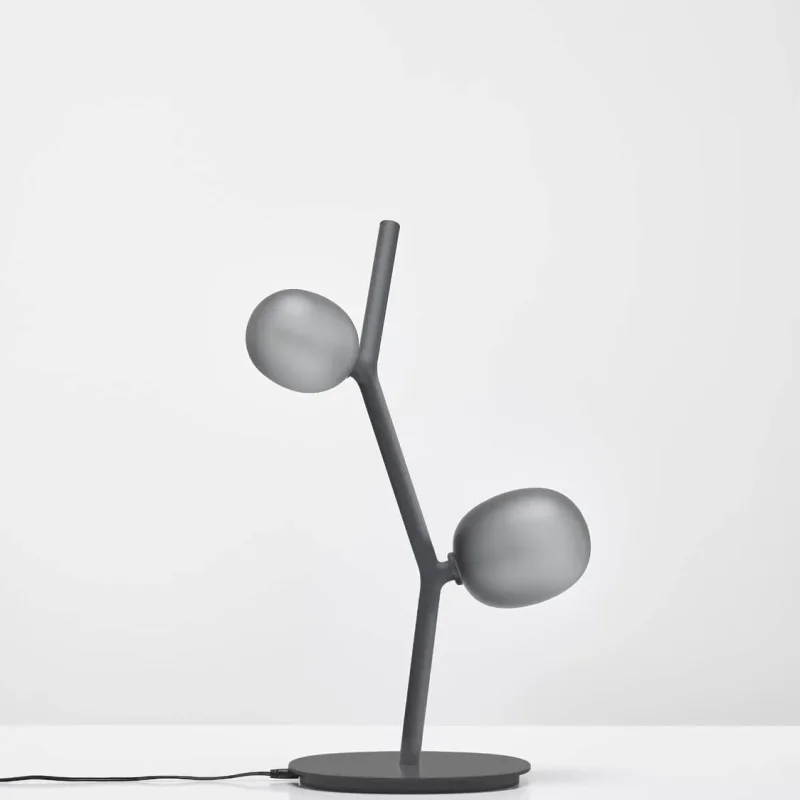 Ivy Table - Brokis w Mesmetric
