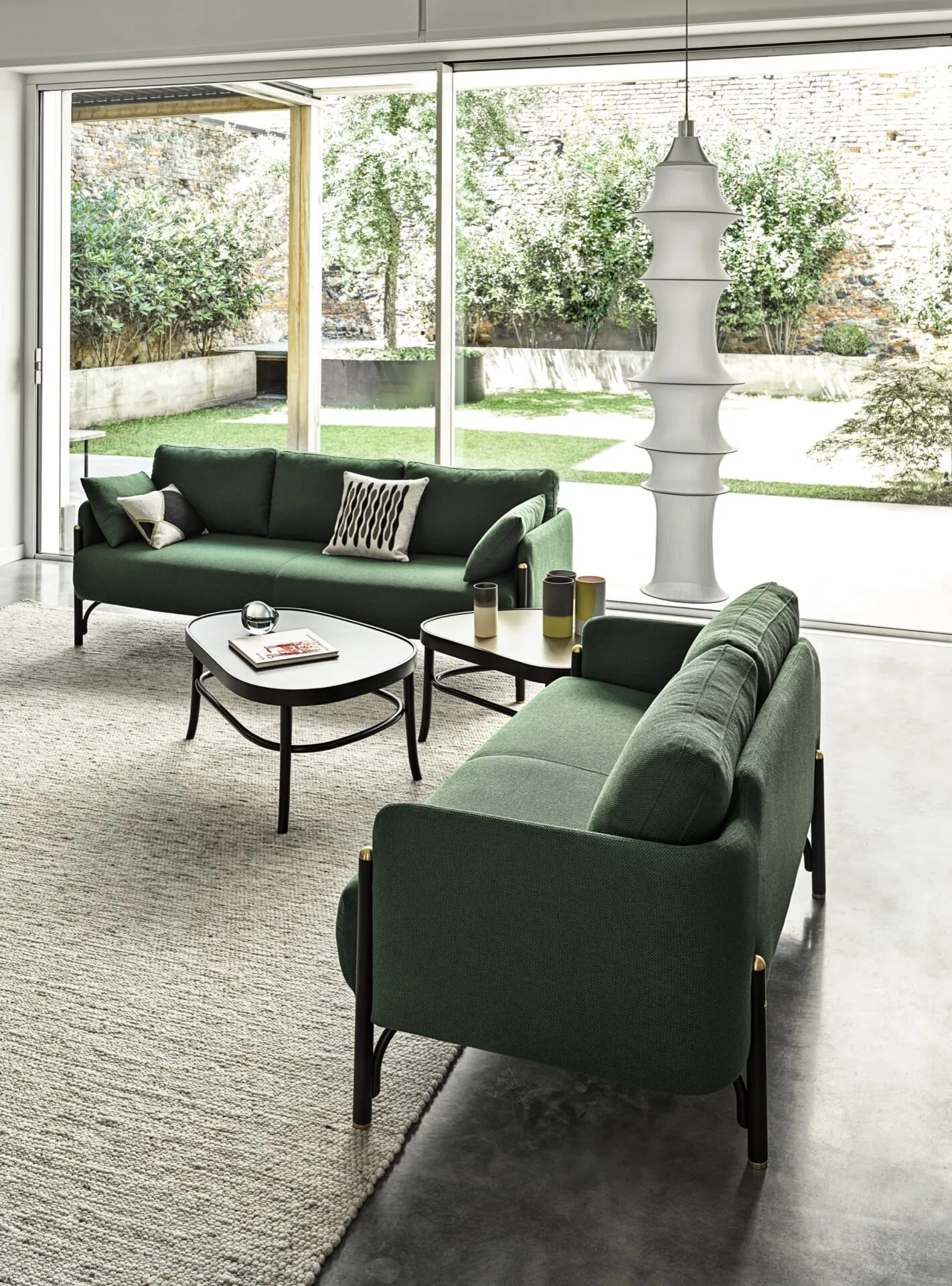 Jannis - Gebrüder Thonet Vienna w Mesmetric