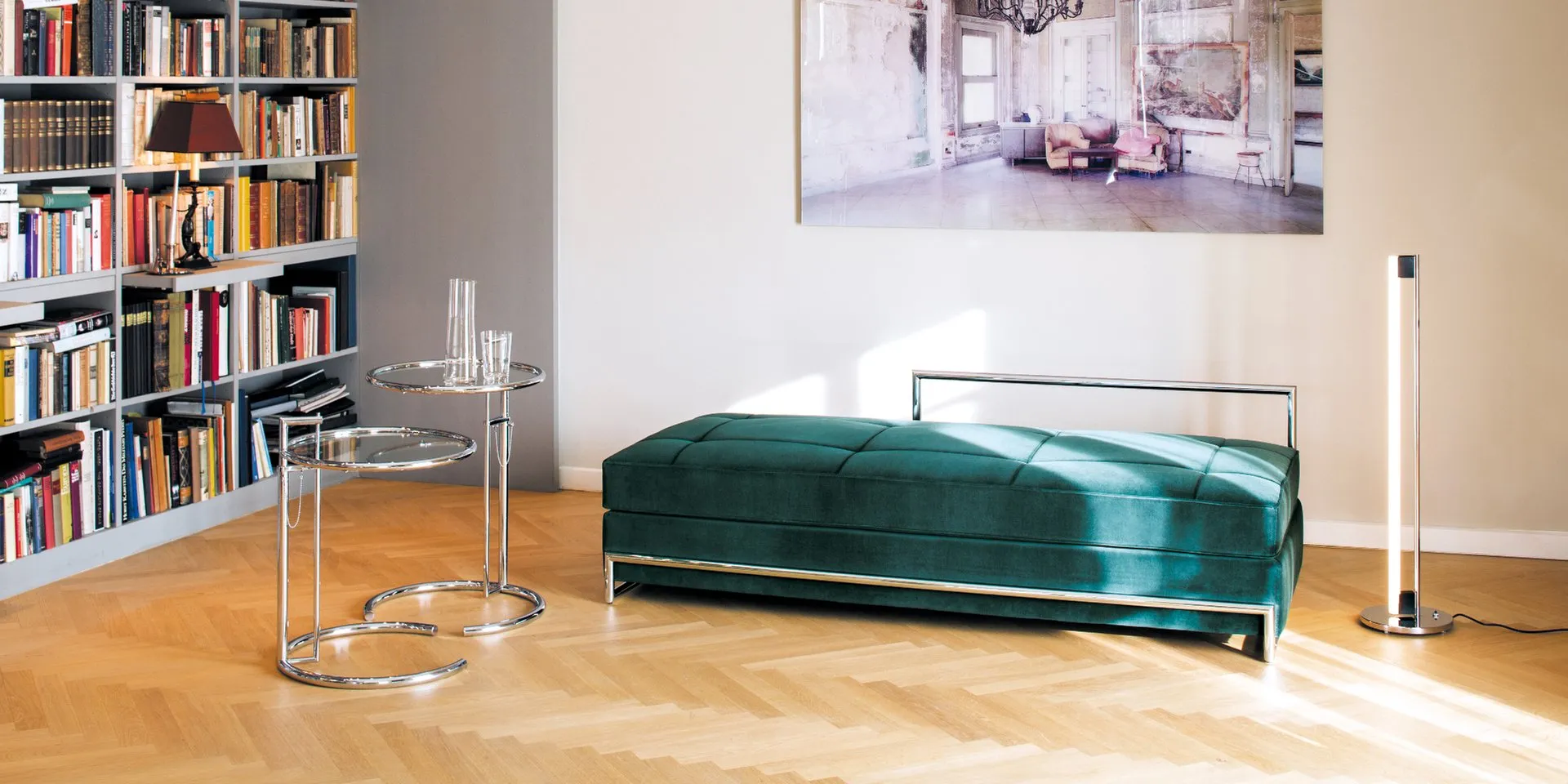 Adjustable Table E 1027