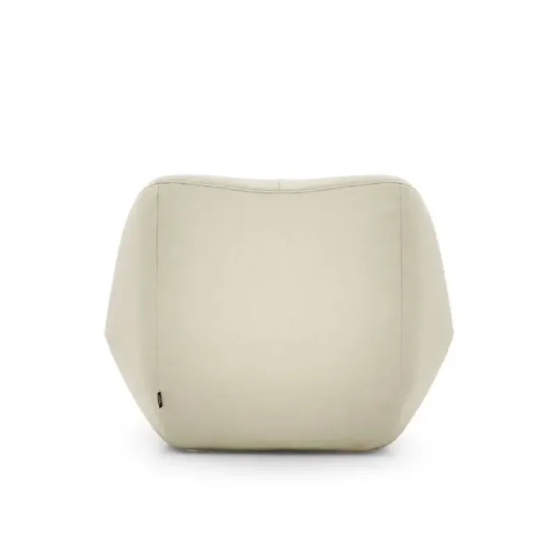 Kisss Lounge Chair - Moooi w Mesmetric