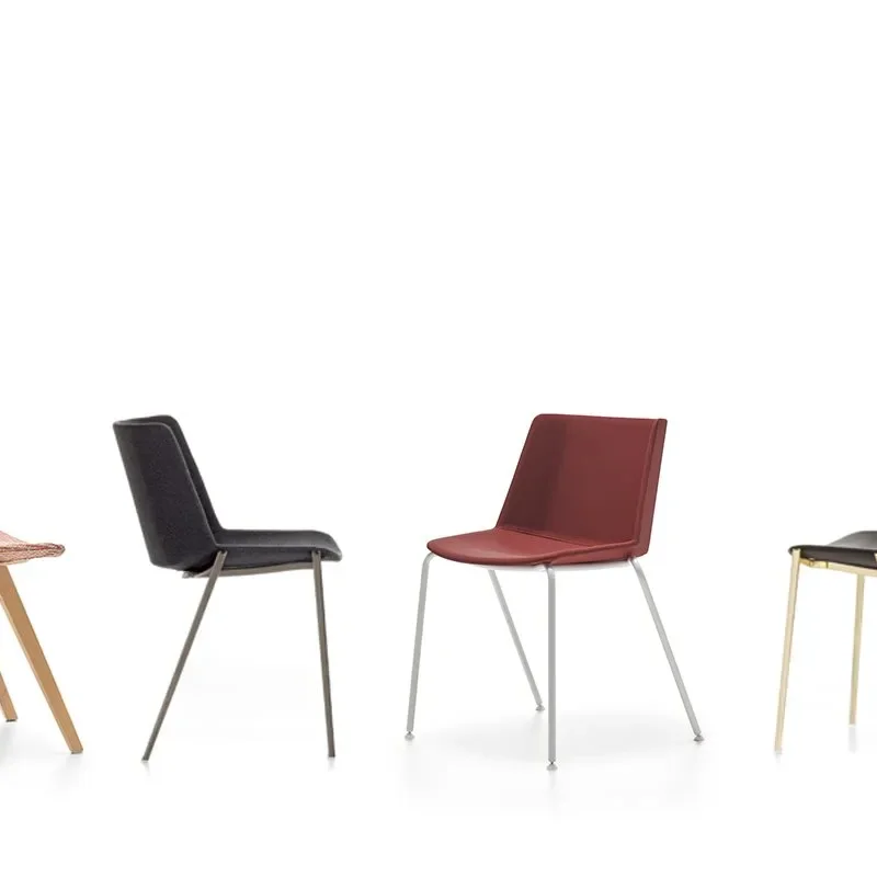 Aiku Soft – MDF Italia at Mesmetric