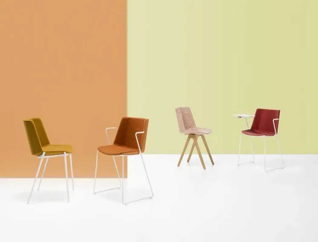 Aiku Soft Wood Tapered Base - MDF Italia w Mesmetric