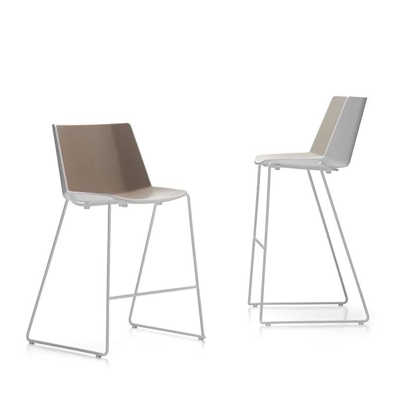 Aiku Stool Sled Base - MDF Italia w Mesmetric