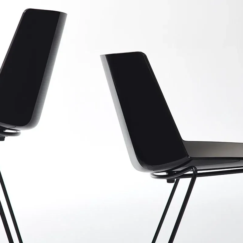 Aiku Stool Sled Base - MDF Italia w Mesmetric