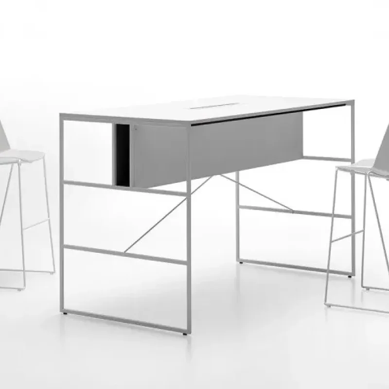 Aiku Stool Sled Base - MDF Italia w Mesmetric