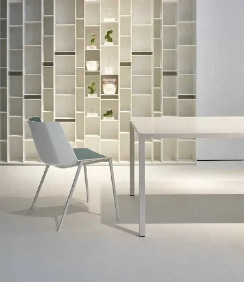 Aiku Tapered Base – MDF Italia at Mesmetric