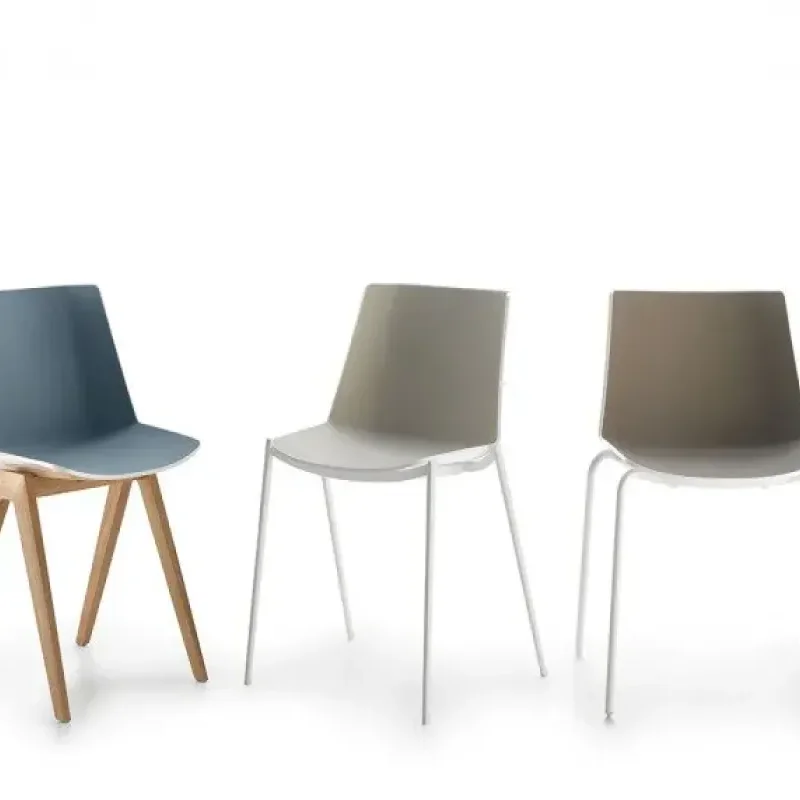 Aiku Wood Tapered Base - MDF Italia w Mesmetric