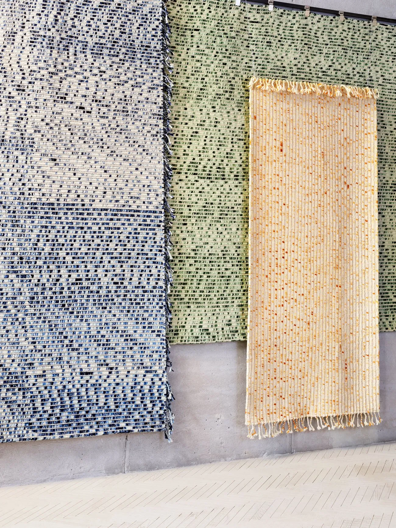 Lines Blue - CC-Tapis w Mesmetric