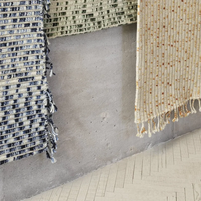 Lines Blue - CC-Tapis w Mesmetric