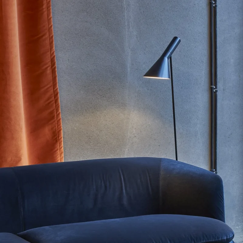Aj Floor – Louis Poulsen at Mesmetric